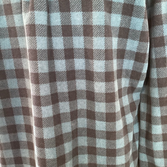 LL Bean Blue Plaid Flannel Button Up Women's Shirt - Picture 8 of 9